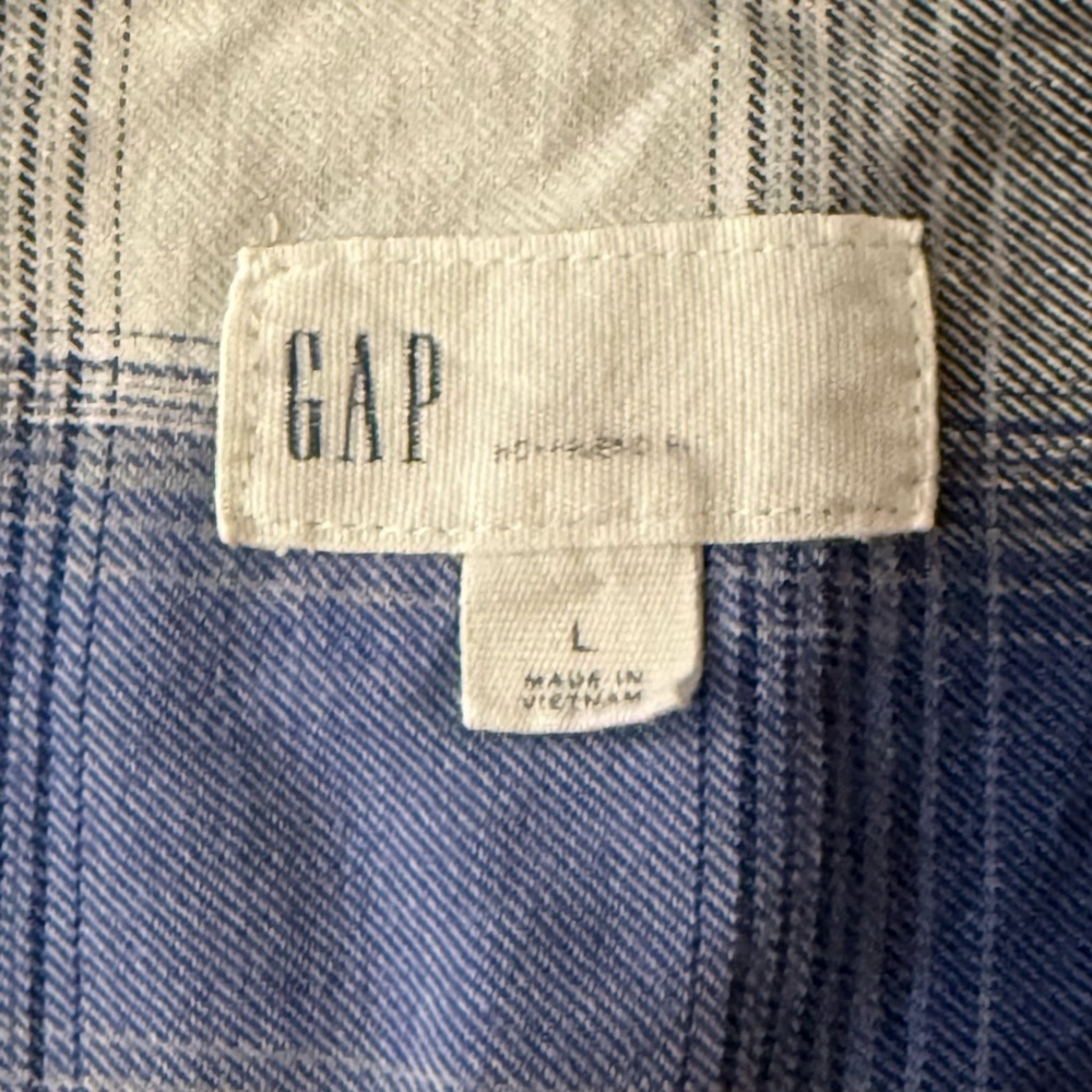 Gap Women’s Long Sleeve Button Down Soft 100% Cotton Flannel Shirt Size L - Picture 4 of 6
